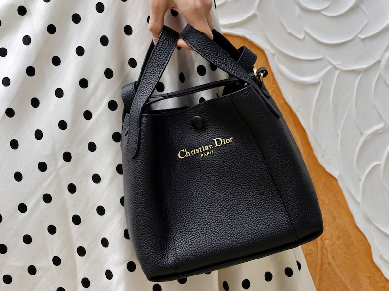 Replica Dior Signature Bucket Bag - Cheap Price Replica Dior Small Signature Bucket Bag in black leather