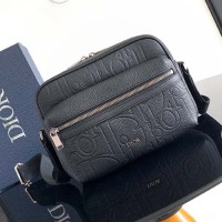 Dior Rider 2.0 Zipped Messenger Bag