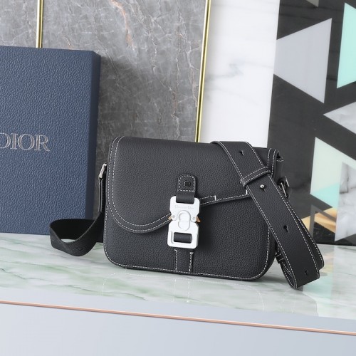 Replica Dior Small Saddle Messenger Bag