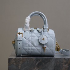 Replica Dior Groove 20 Bag