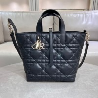 Replica Medium Dior Toujours Vertical Tote Bag
