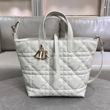 Replica Medium Dior Toujours Vertical Tote Bag