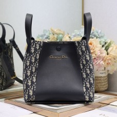 Replica Dior Medium Signature Bucket Bag black leather