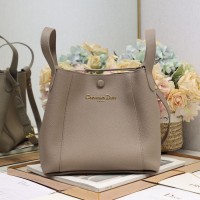 Replica Dior Medium Signature Bucket Bag grey leather