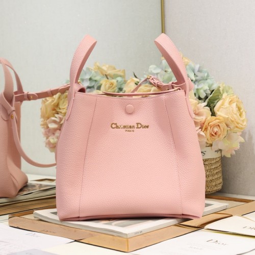 Replica Dior Medium Signature Bucket Bag black leather