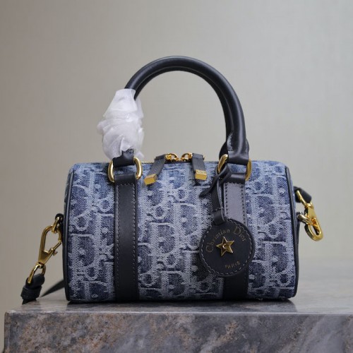Replica Dior Groove 16 Mini Bag