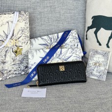 Replica Miss Caro Voyageur Slim Wallet