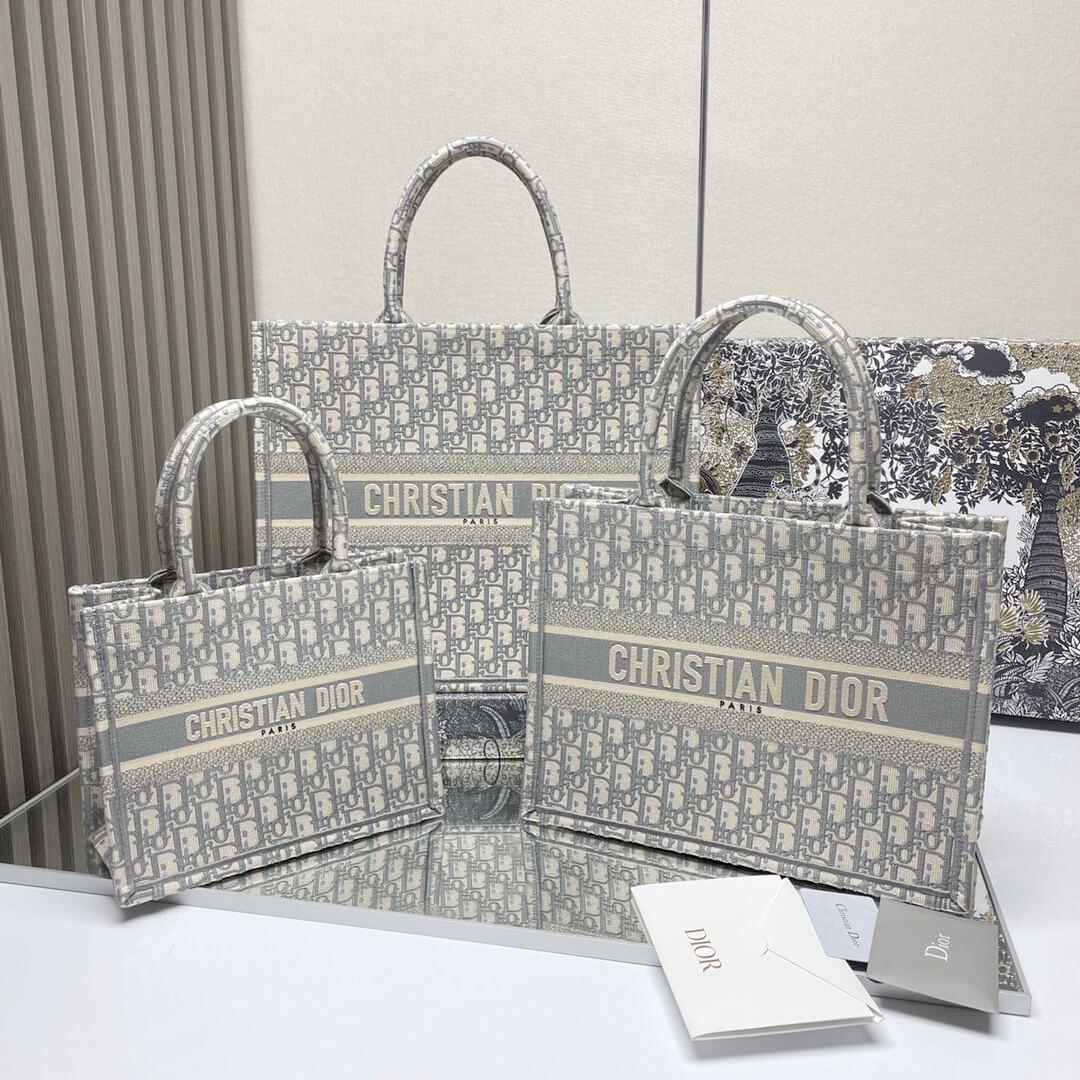 Elegant Dior Bag Replica in Replica Dior Book Tote handbags